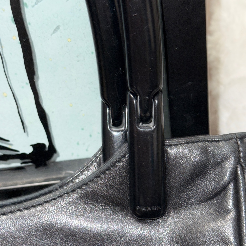 Prada SS 1998 Calf Leather & Acrylic handbag RARE - Picture 17 of 17